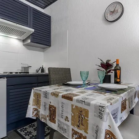 דירה Le Cocoon De Belle Hutte Sous Les Sapins לה ברסה