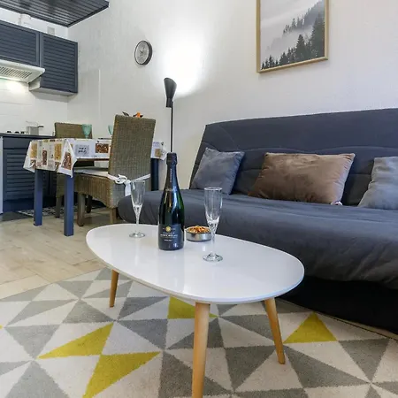 Le Cocoon De Belle Hutte Sous Les Sapins דירה *